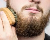 Les 4 bénéfices du brossage de barbe